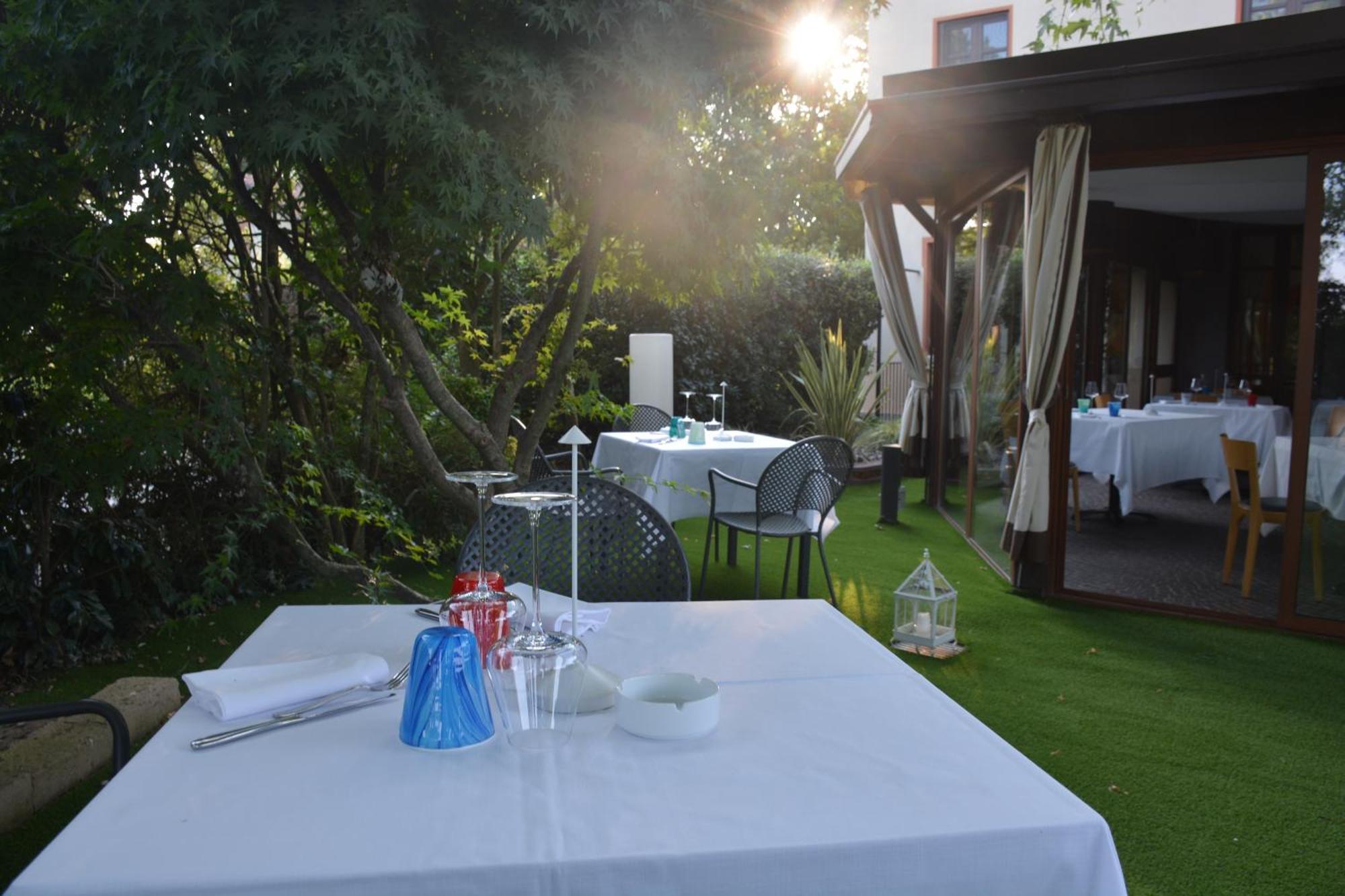 Romantic Hotel Furno San Francesco al Campo Esterno foto