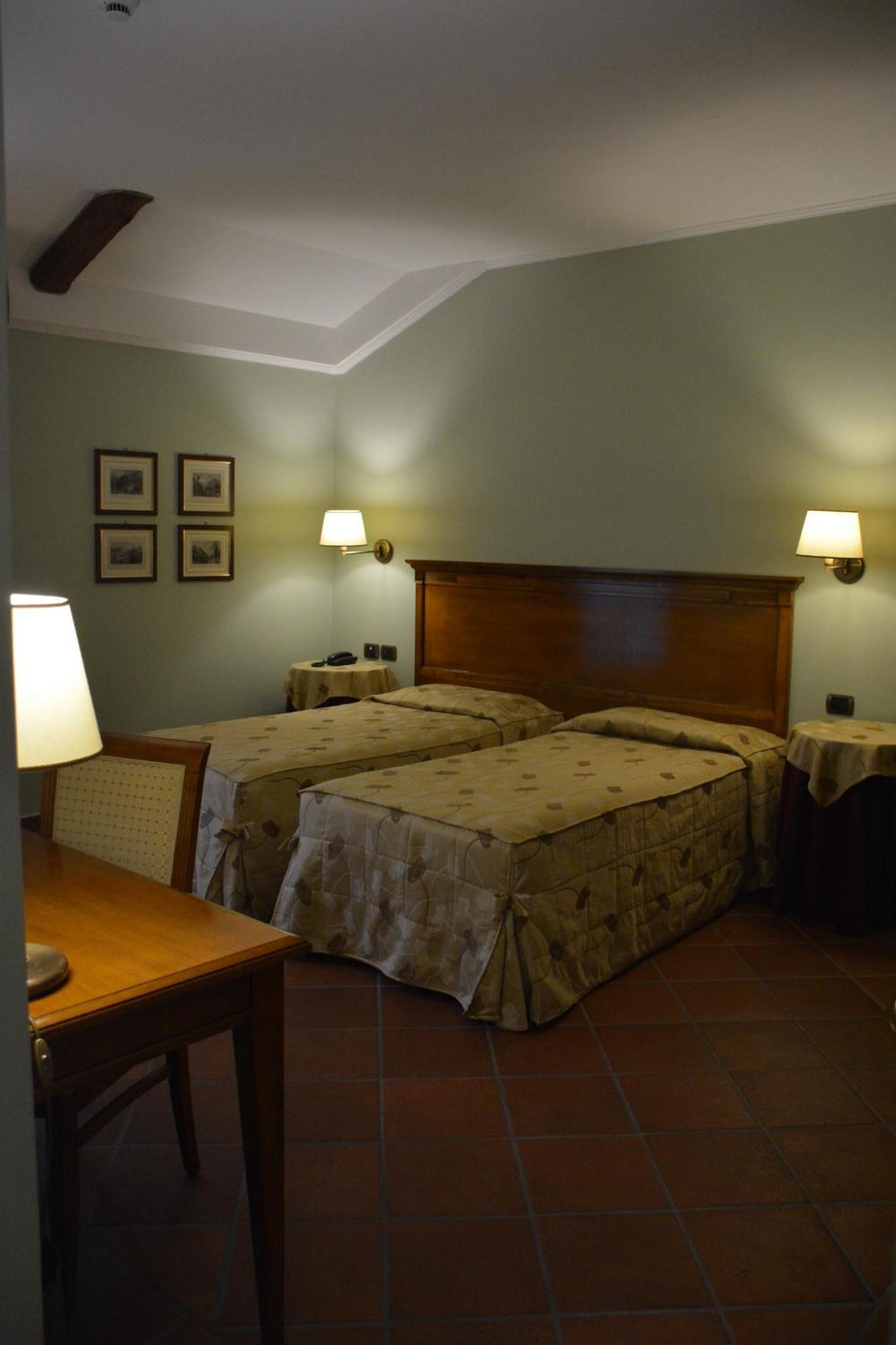 Romantic Hotel Furno San Francesco al Campo Esterno foto
